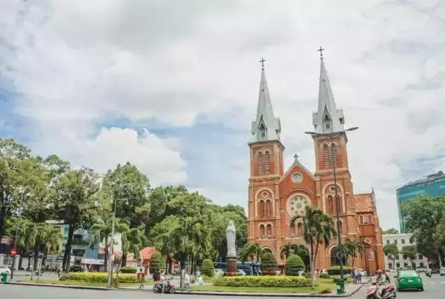 从武汉出发，坐火车就能去四国旅游，Get超强攻略！