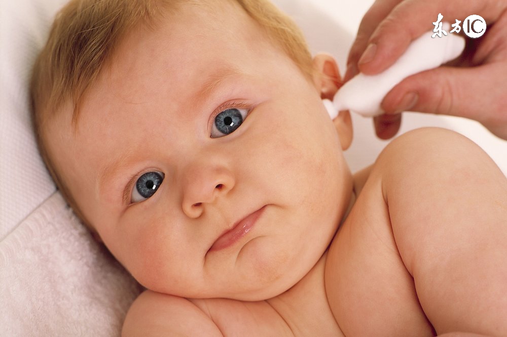 宝宝耳朵里的耳屎多需要掏吗,宝宝耳朵外面的耳屎可以掏吗