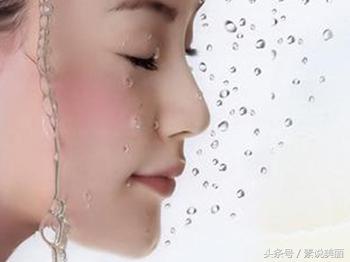 脸到春天就起皮是咋回事,春天手起皮怎么治疗