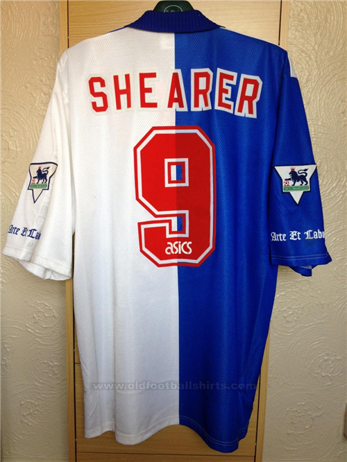 驻英记者王懿偲：植绒，胶印，英超球衣号码演变史