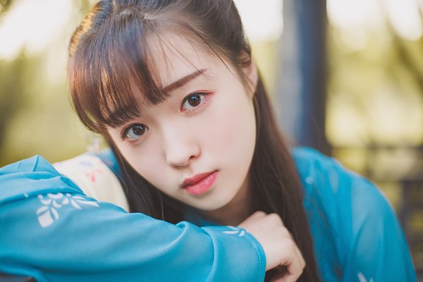 近年最潮的大脸妹儿发型,大脸妹烫什么发型好看