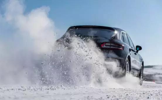 后驱车下雪天的弊端,后驱车怕下大雪
