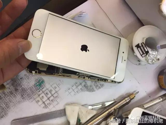 苹果手机突然死机开机没反应,苹果手机死机屏幕按不动