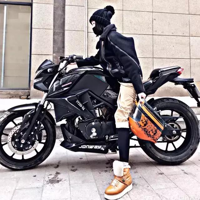 听说你以前挺土的，我也是