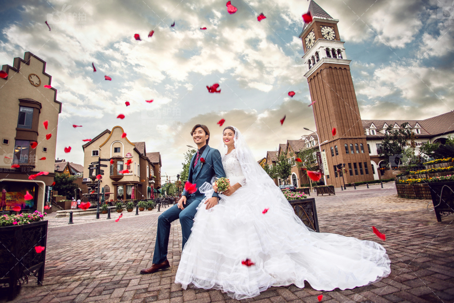 旅拍婚纱照的价格,旅拍婚纱照的价位