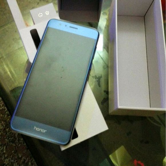 荣耀8魅海蓝刚出的时候多少钱,荣耀8青春幻海蓝和魅海蓝