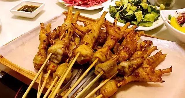 想和你一起吃遍各种美食,和你一起吃遍各地的美食