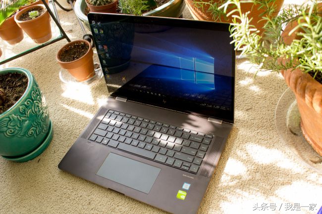 惠普Spectrex36015测评：确实很抢眼