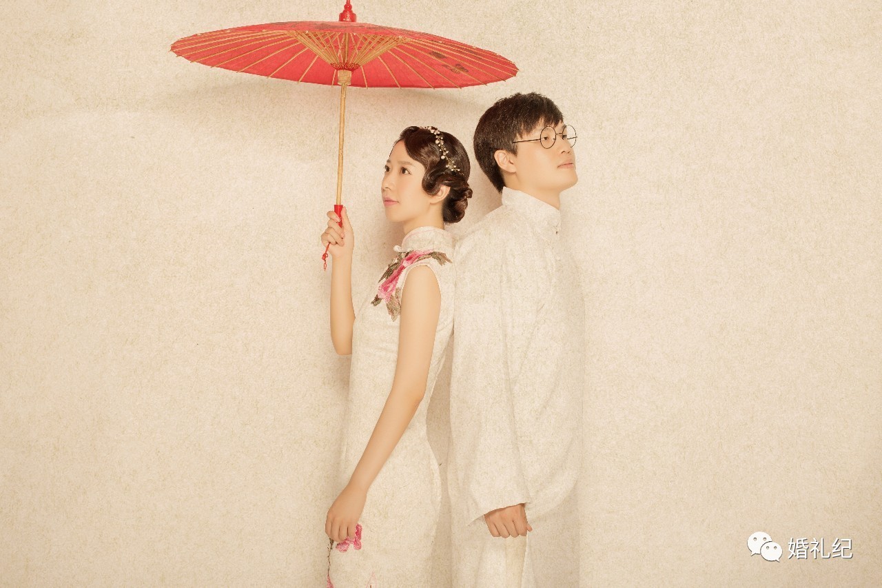 拍婚纱照选旅拍店好还是工作室好,拍婚纱照是找影楼还是找工作室