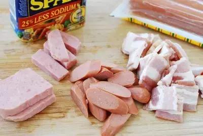 韩国部队锅详细做法,家常韩国部队锅