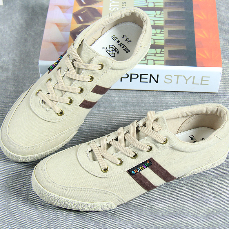 帆布鞋发黄怎么清洗小妙招,帆布鞋白色边蹭黑了怎么清洗