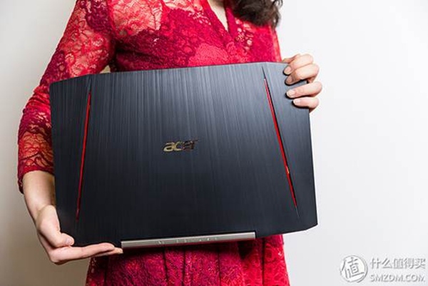 宏碁暗影骑士3i7高配版优缺点,宏碁暗影骑士32018款