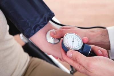 关注清晨血压预防心脑血管疾病