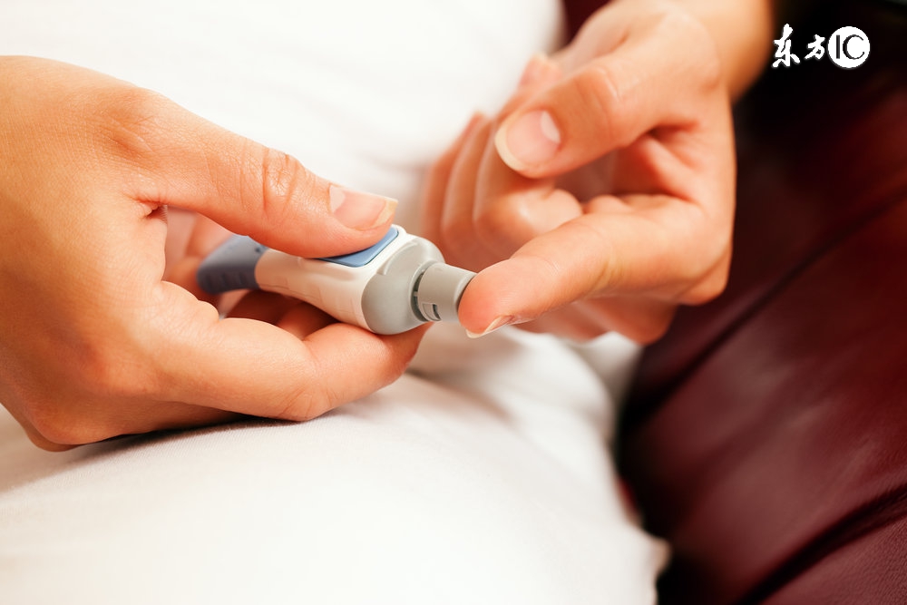 孕期血糖高怎么控制最有效的方法,孕期一次血糖高就是妊娠糖尿病吗