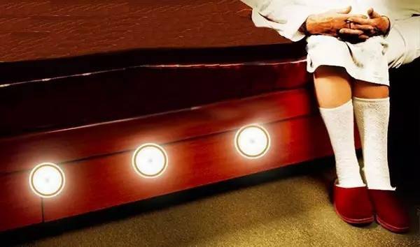 该不该远离父母出外打工,年轻人要不要远离父母外出打工