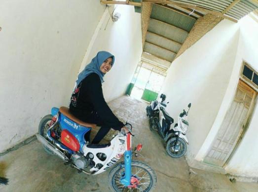 本田复古幼兽cub110改装,日本本田幼兽crosscub改装