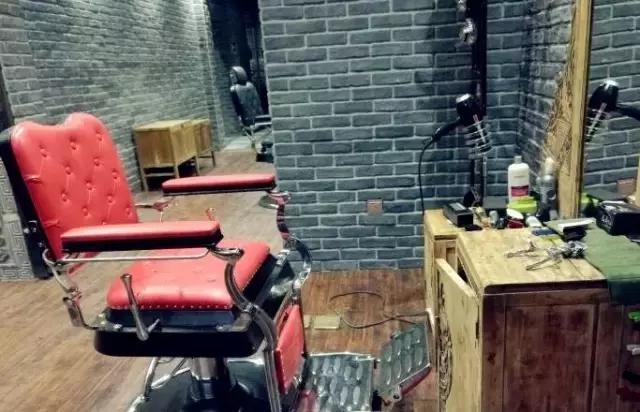 成都妹儿请关注！整容不用去医院，剪个短发也可以！