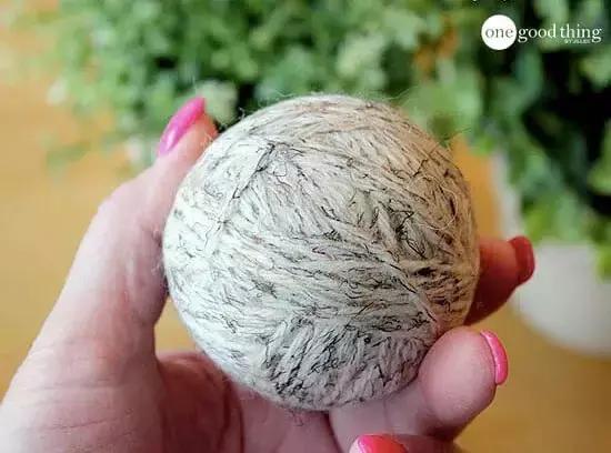 洗衣机洗羽绒服羽绒散了,用洗衣机洗羽绒结块了怎么处理