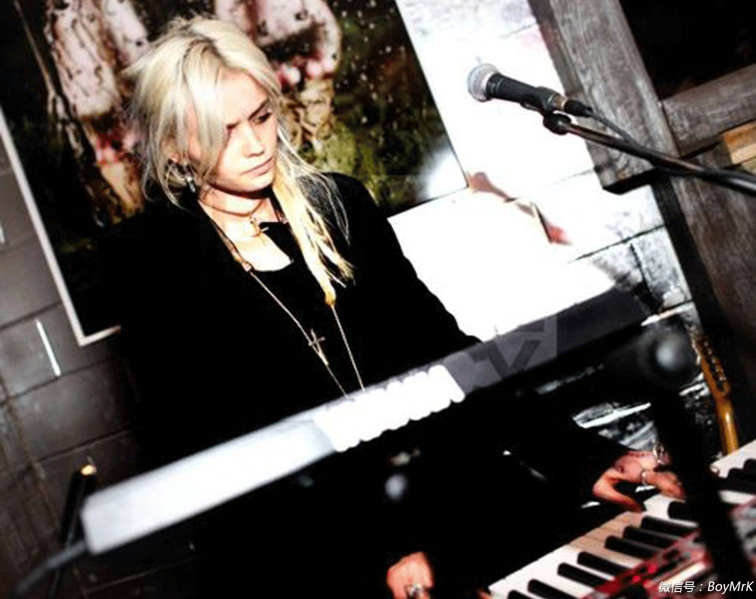 揭发丨拍照片玩摇滚深度网瘾，这竟然都是时尚圈大咖干的事（上）