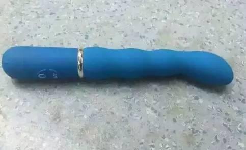 杭州男子肛门被塞20公分长振动棒称年会被恶搞（图