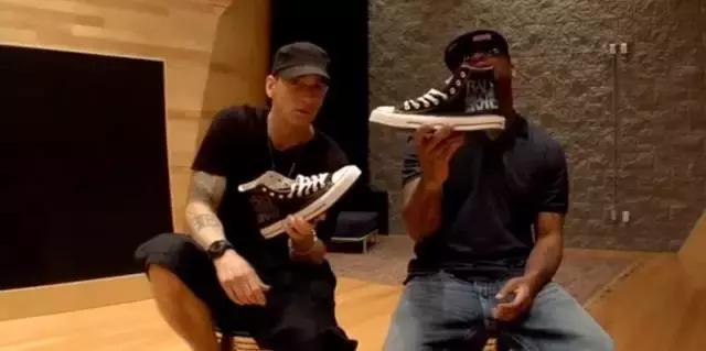 玩嘻哈穿什么鞋子,玩嘻哈穿大码鞋子