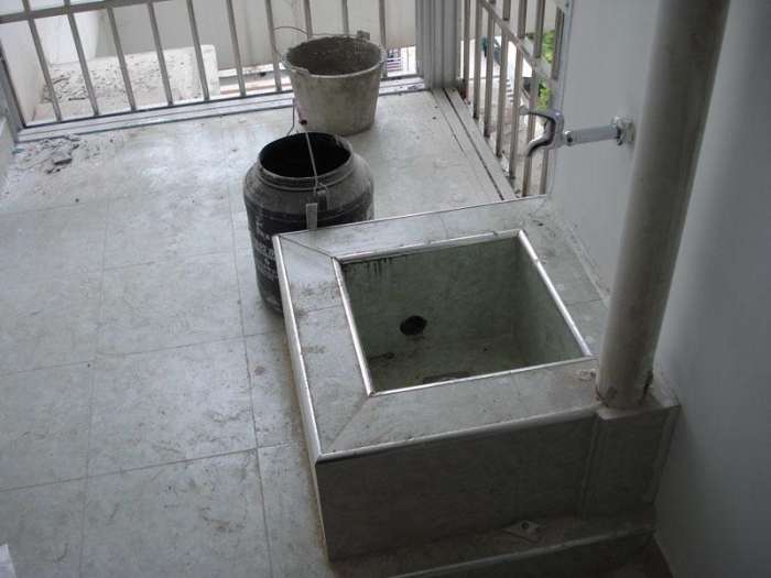 拖把池放阳台还是厕所,拖把池安装在阳台好还是卫生间好