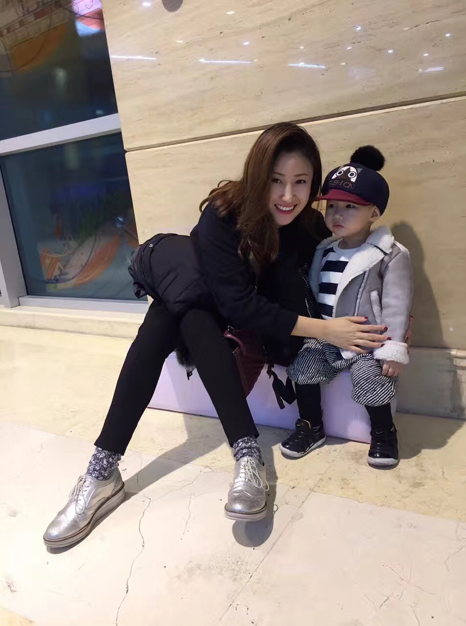 公司转型，四个月签约200名辣妈网红，获黄晓明与一下科技青睐