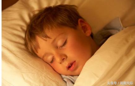 孩子感冒后打呼噜睡觉憋气怎么办,孩子老是打呼噜睡觉呼吸困难