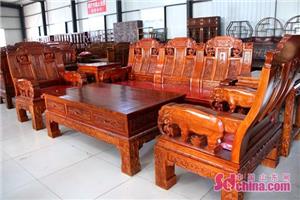 山东临清杨建军：坚守传统文化打造古色古香最美仿古家具