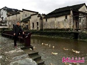 山东临清杨建军：坚守传统文化打造古色古香最美仿古家具