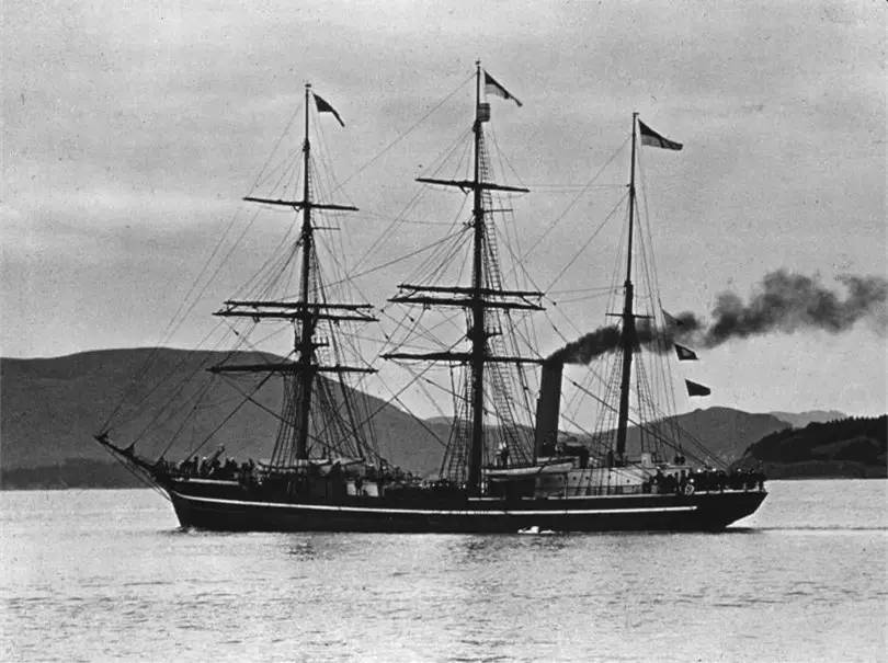 一封来自深海的情书,一封来自雪山的情书