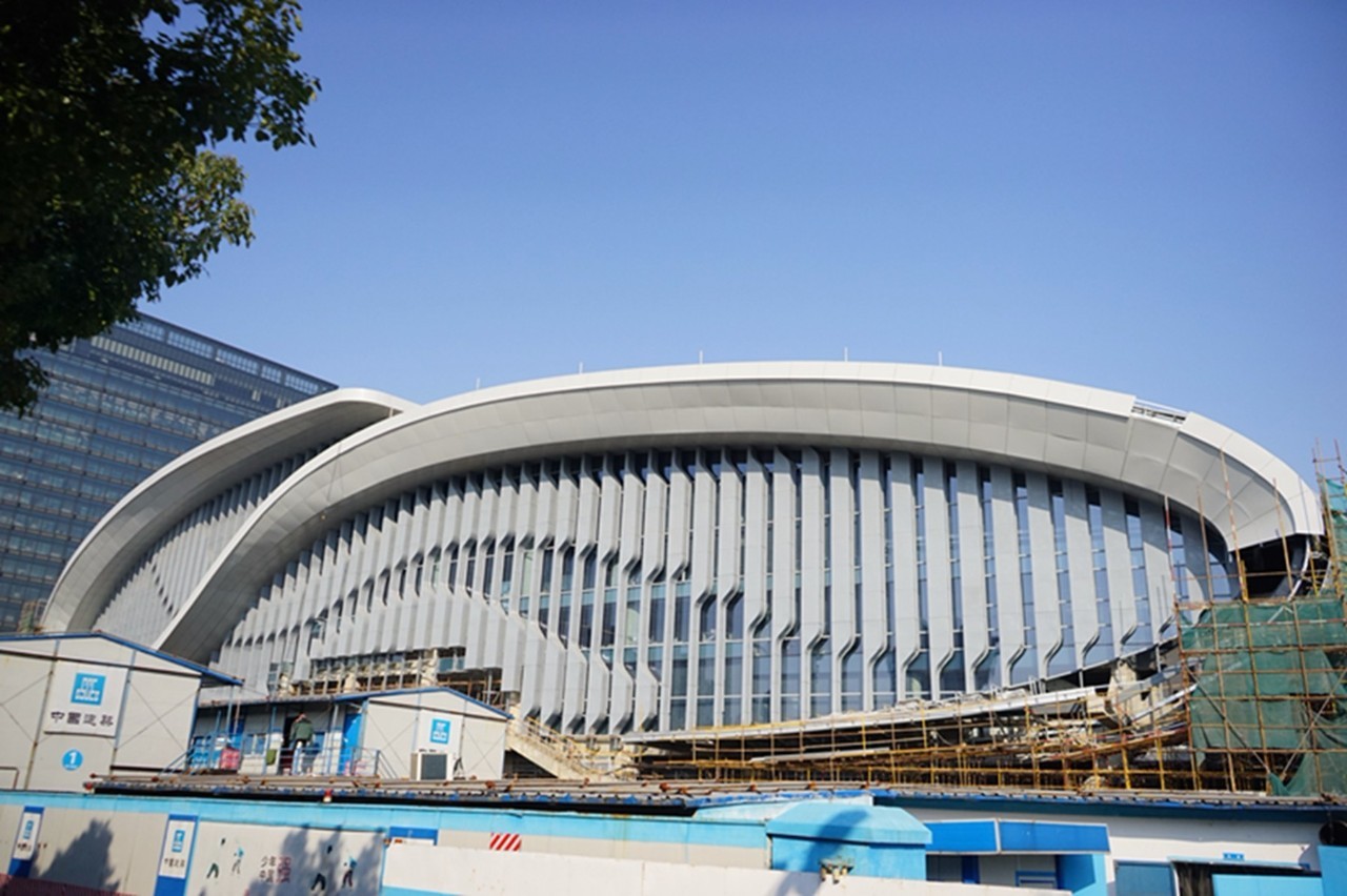 黄龙体育中心跳水馆几米深,黄龙体育馆2019