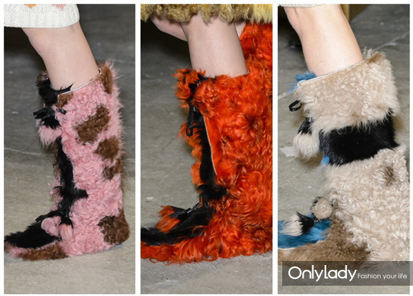 prada今夏最值得入手的包包,prada哪款包最值得入手