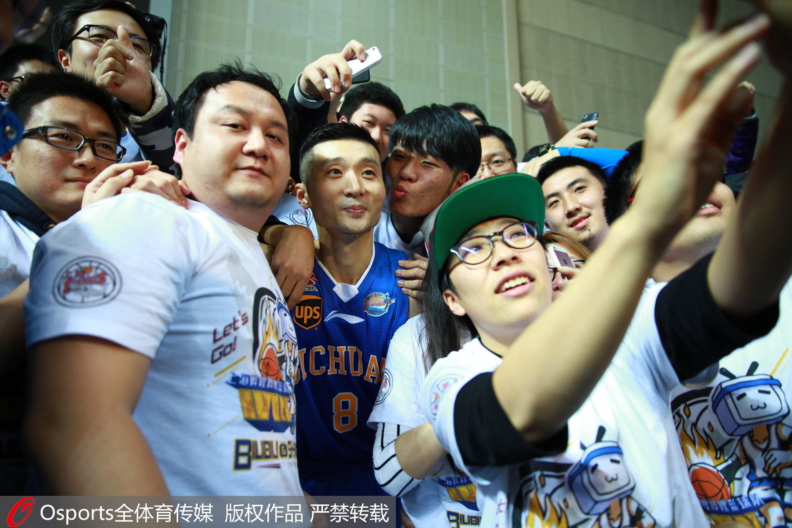 刘炜解说总决赛巅峰对决,范斌刘炜