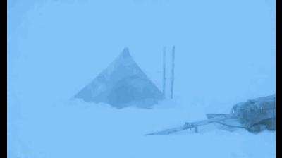 一封来自深海的情书,一封来自雪山的情书