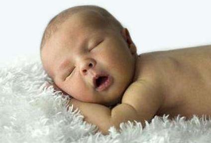 新生儿4天黄疸指数15,新生儿黄疸指数多少正常