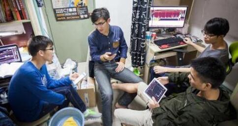 借贷1万到身价百万，90后小白变“股神”