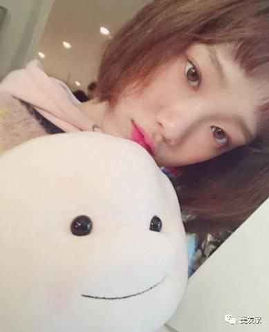 刘海早上起床太乱怎么办,刘海两边开叉