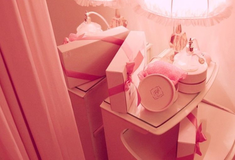 这些粉色的数码潮物，送给我的小公举