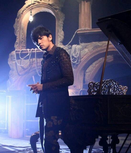 天王周杰伦是怎么样的人,天王人品