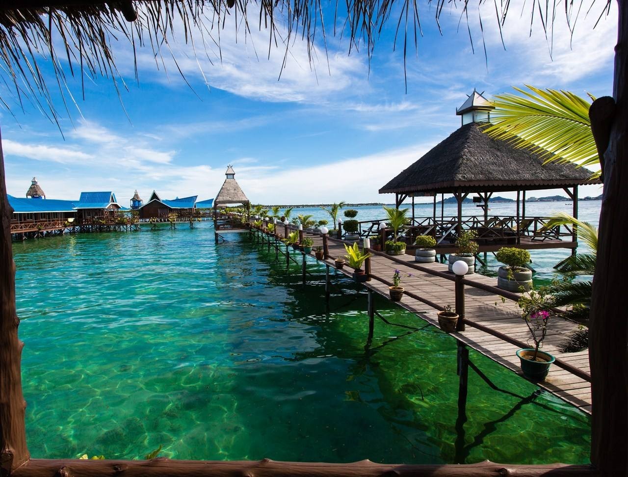 阳春三月，小萌高管们受邀齐飞诗巴丹参加“马布海洋日”~