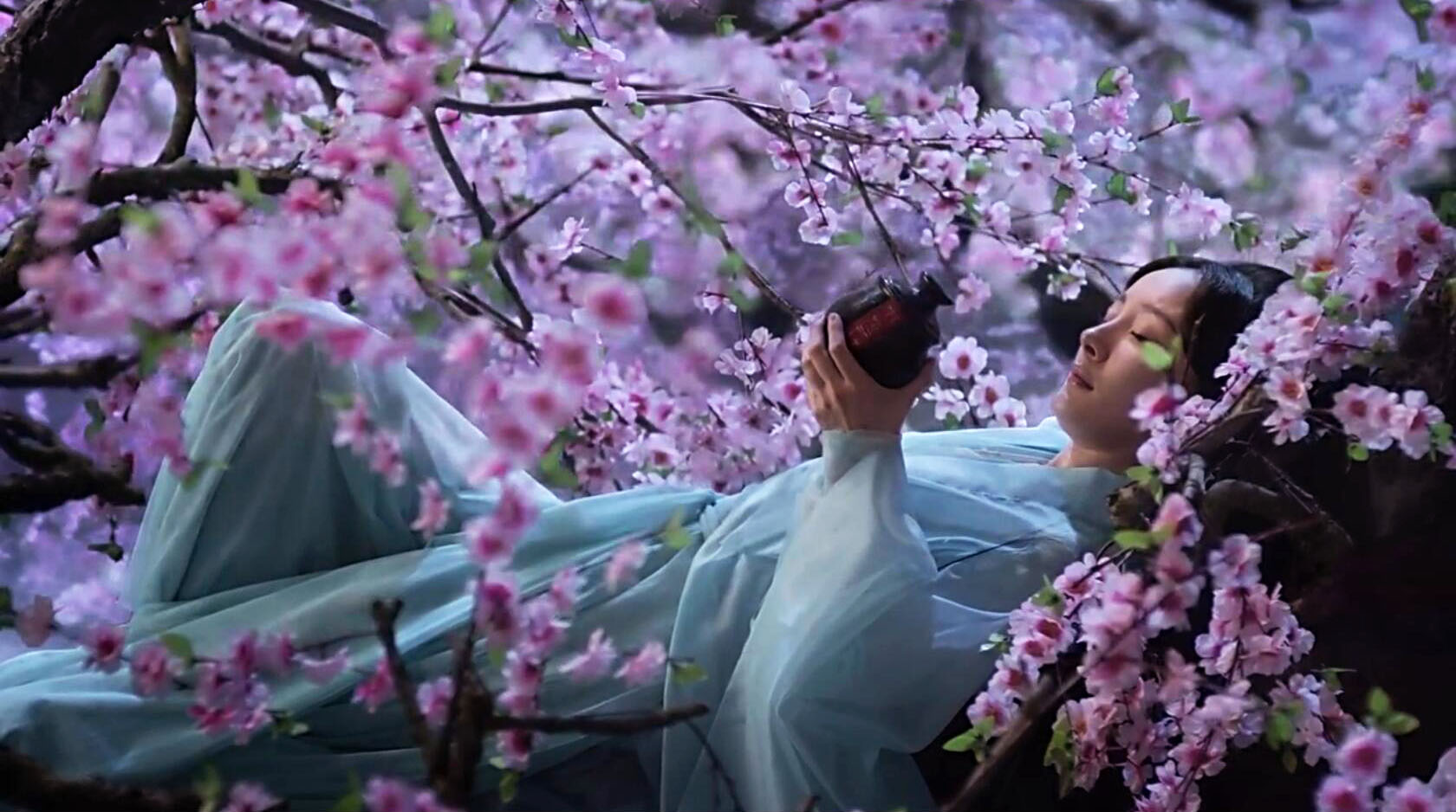 自己学酿纯粮食酒,自己学调酒好学吗