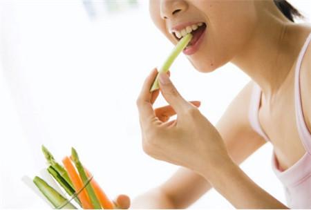 儿童胃胀打嗝怎么治疗,更年期胃胀打嗝怎么治疗