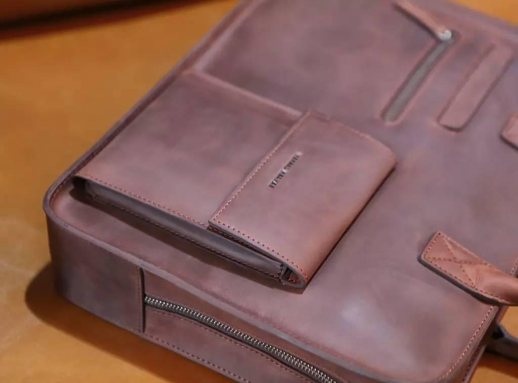 姗勬缁垮叕鏂囧寘,缁跨函鑹插叕鏂囧寘