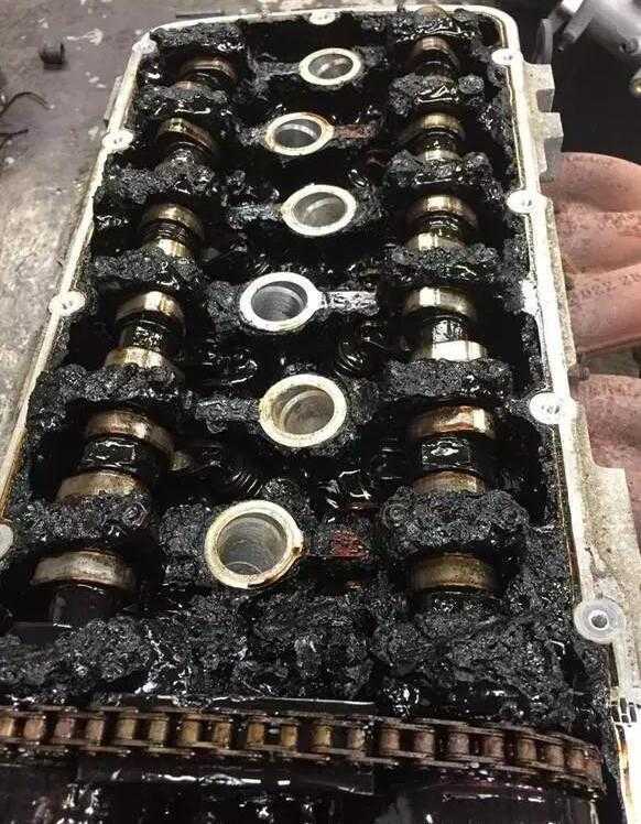 汽车机油不换会抖动吗,汽车机油不换会导致油耗升高吗