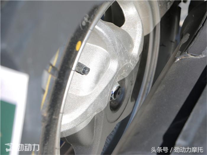 你没看错，5500元就能买一辆125毫升排气量的踏板车