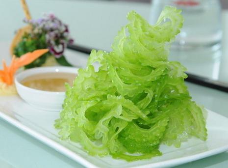 为了脸上不长痘痘的句子,为了不长痘痘不吃饭