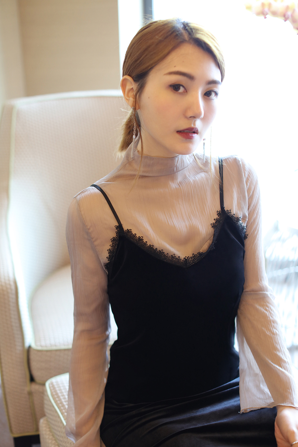 时尚洋气黑色雪纺上衣搭配直筒裤,白色雪纺裤裙搭配上衣