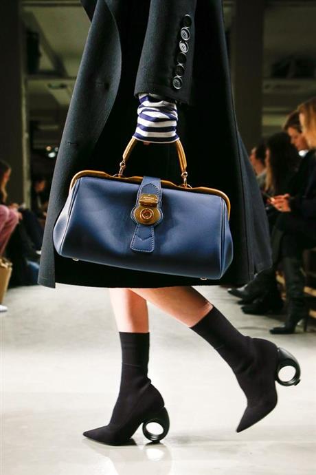 burberry2018时装周,伦敦时装周burberry2024春夏