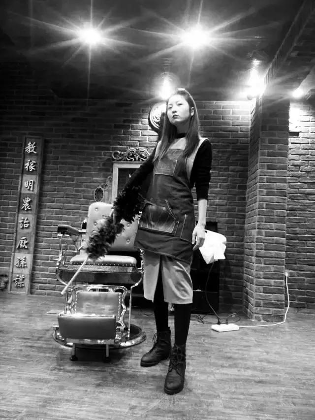 成都妹儿请关注！整容不用去医院，剪个短发也可以！